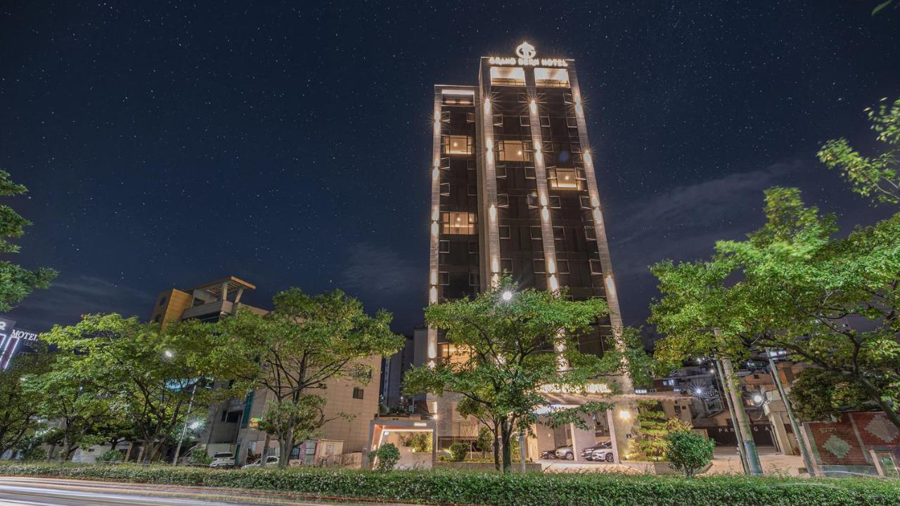 Yeongdo Grandbern Hotel Busan Exterior foto