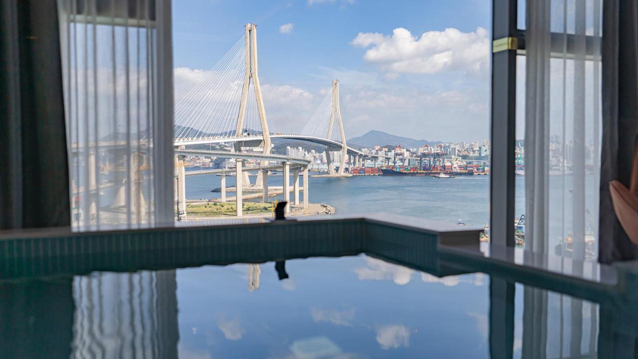 Yeongdo Grandbern Hotel Busan Exterior foto